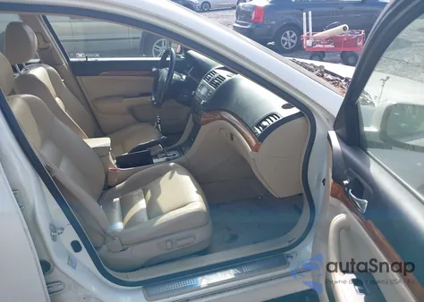 2008 Acura Tsx z USA, uszkodzony, nr VIN JH4CL96898C013327